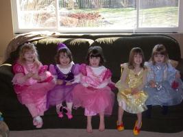 Princess party 1 - Small playful girls (3-4)