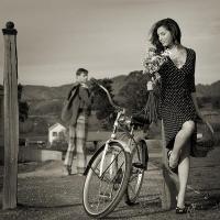 Велосипед и девушка MIX