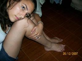 teen girl AILU (feet and barefoot)